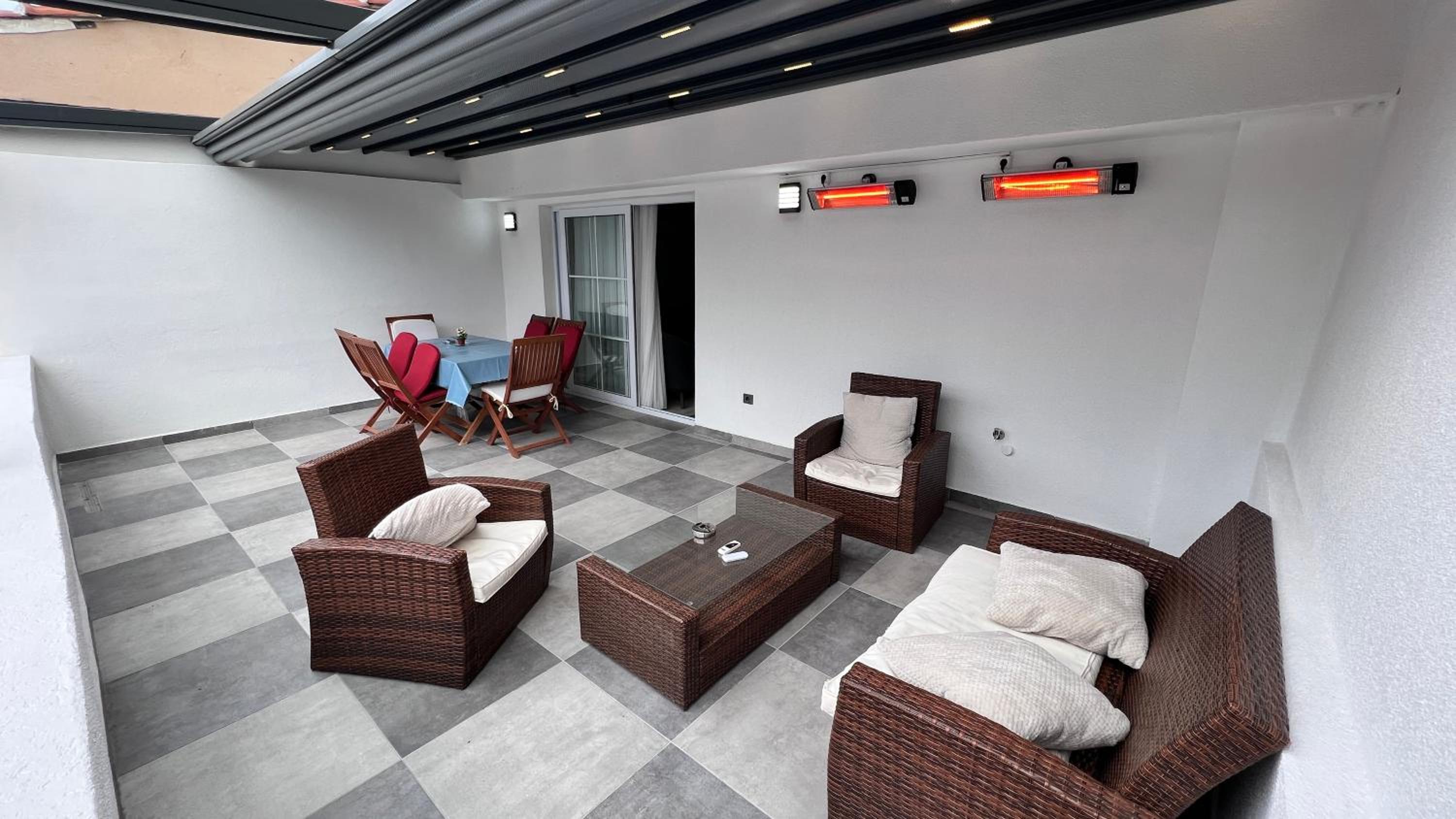 Merkuri Apart - Image 33