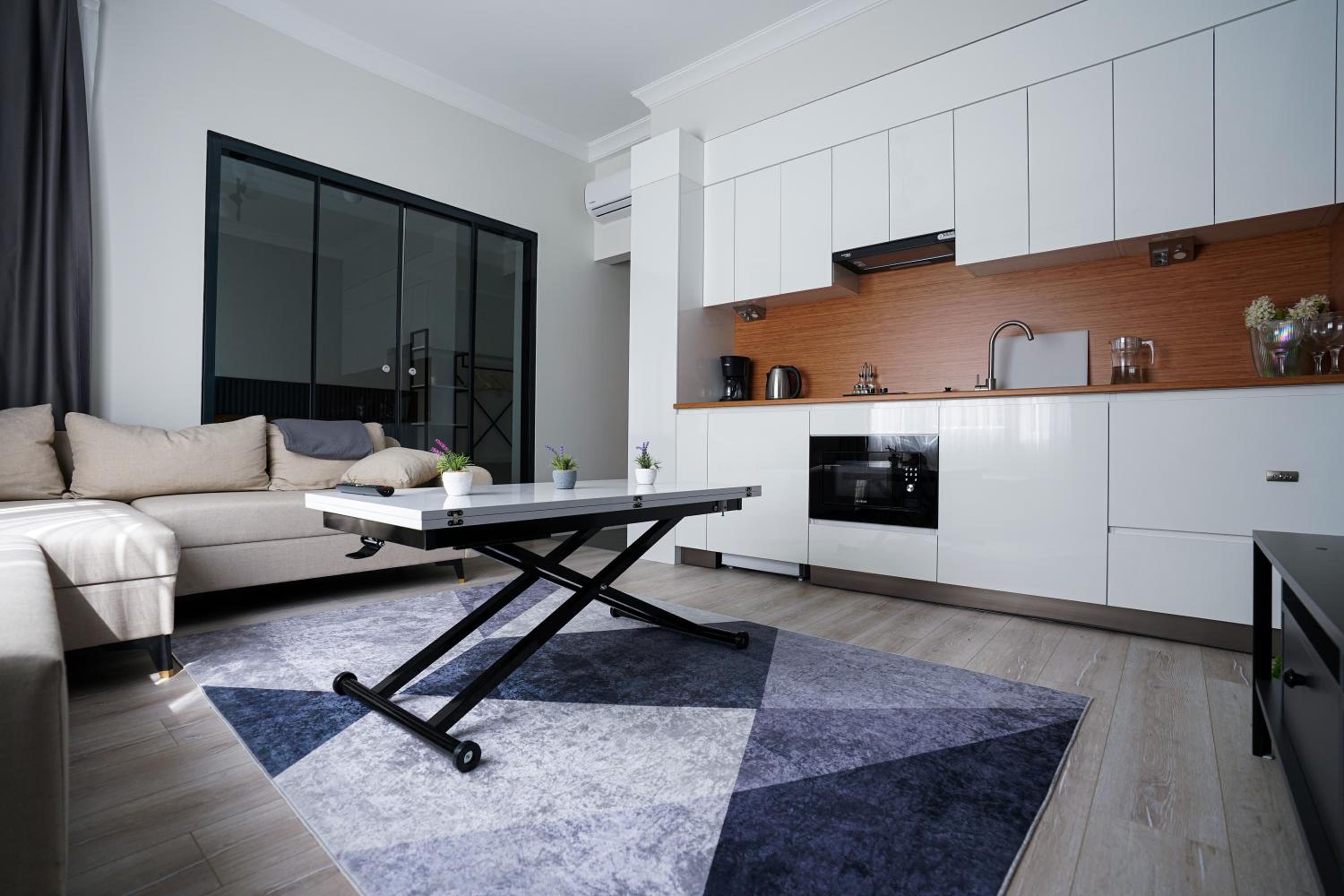 Merkuri Apart - Image 68