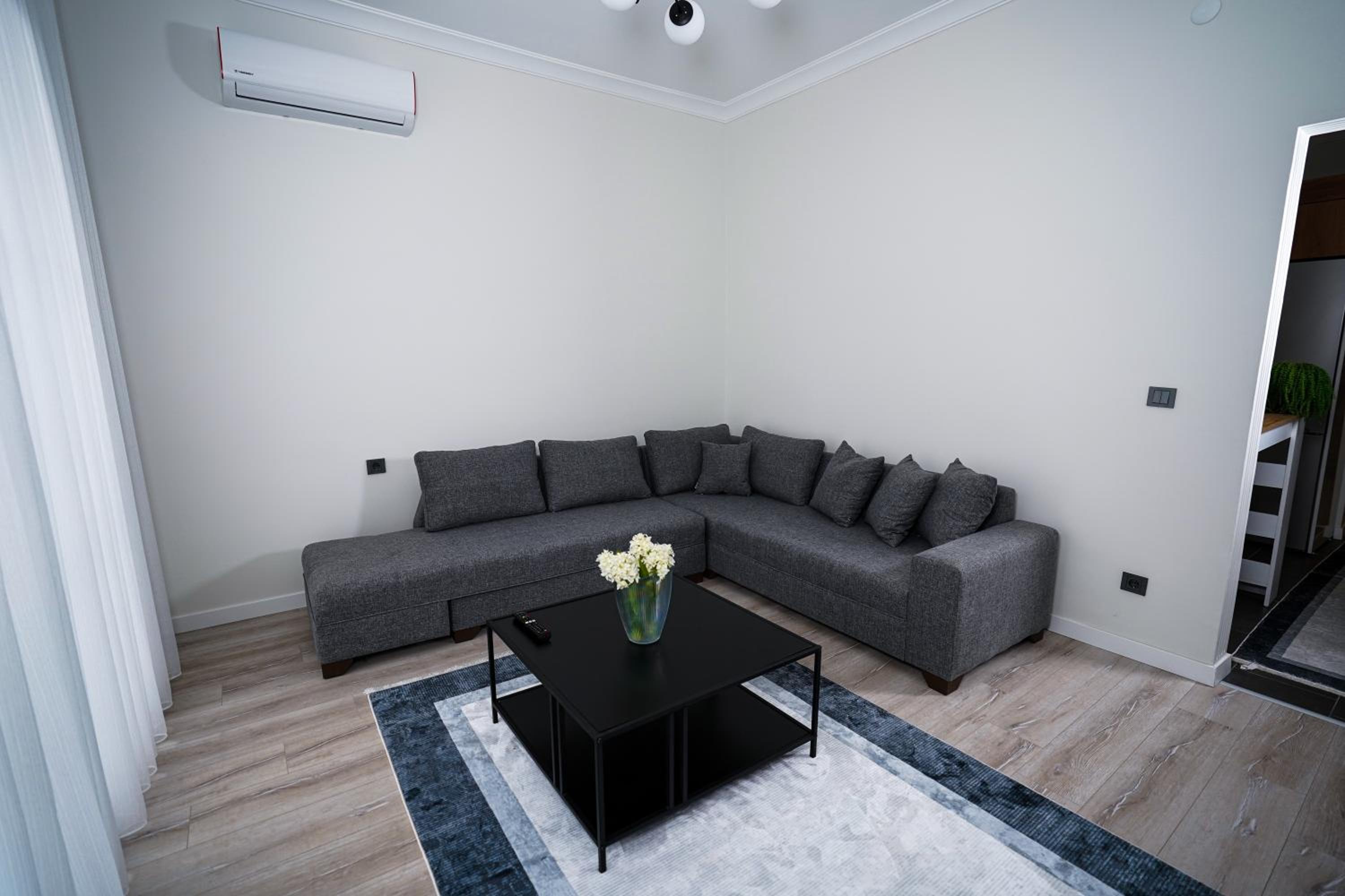 Merkuri Apart - Image 6