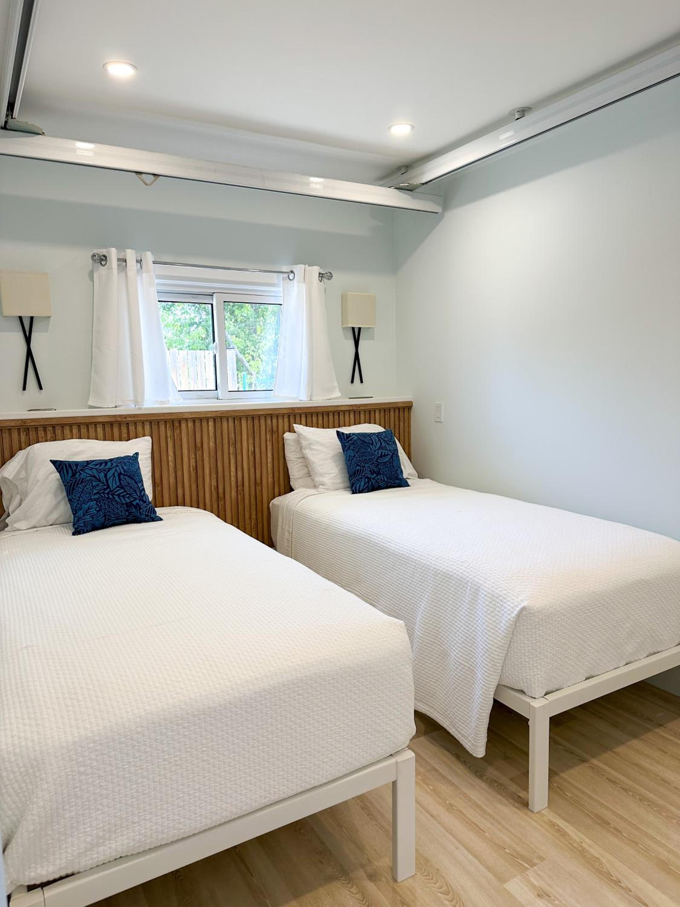 Oasis by the Bay Vacation Suites