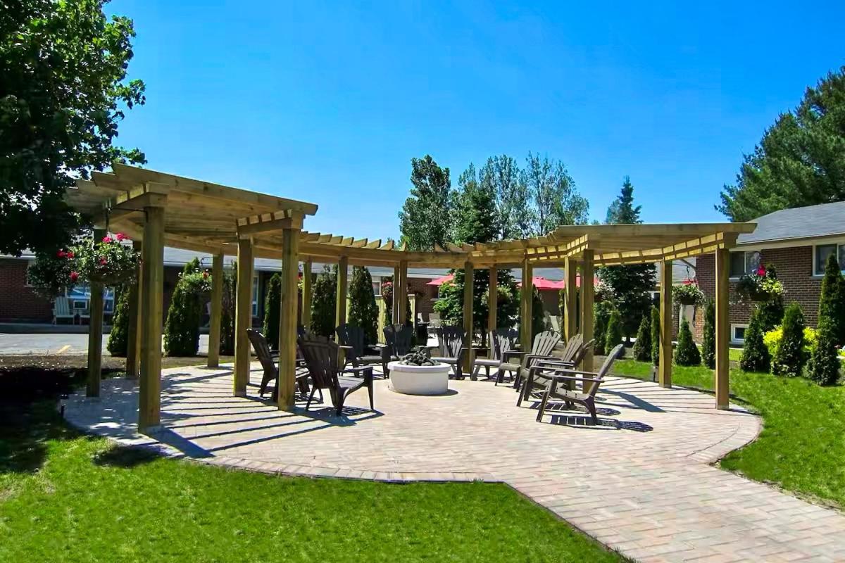 Oasis by the Bay Vacation Suites
