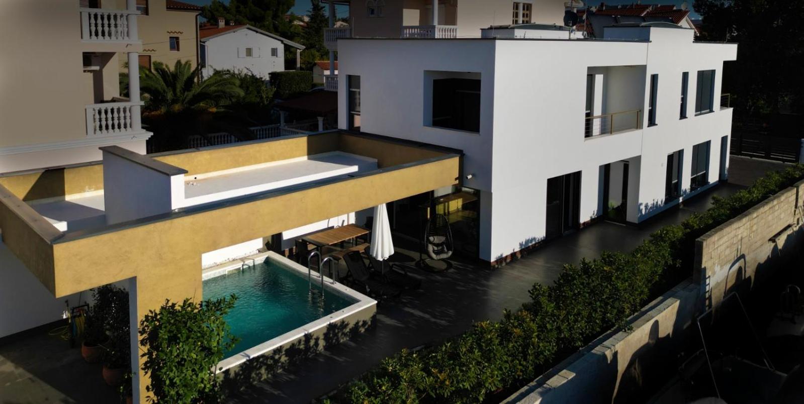 Hotel Neptunia - 4 bedroom villa - Image 1