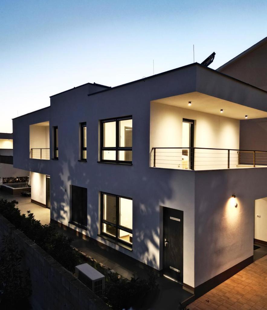 Neptunia - 4 bedroom villa view 4