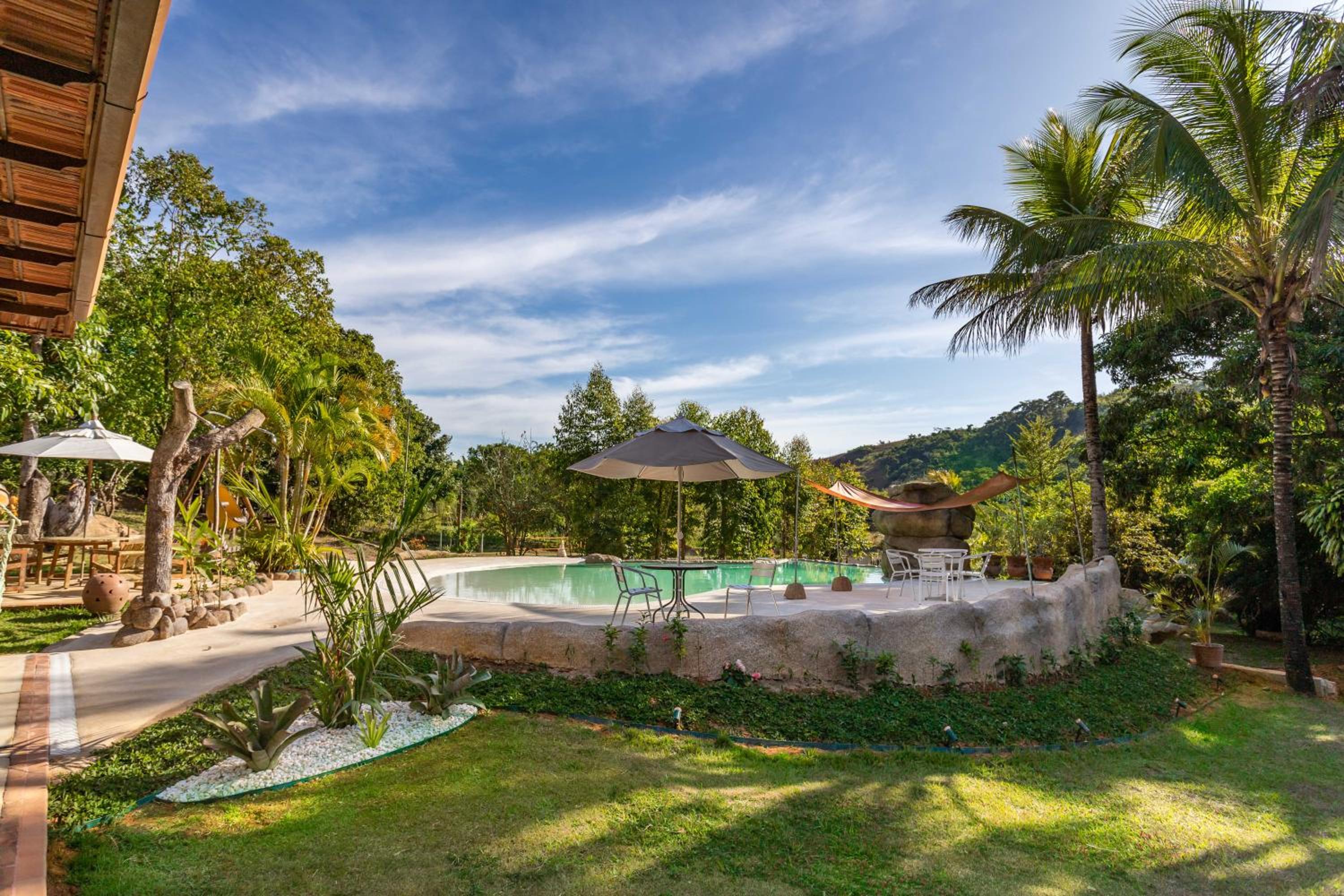 Rancho das Maritacas - com piscina-praia Paraíba do Sul, Serra Fluminense, RJ