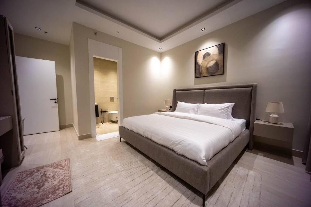Nuzul R125 - Elegant Apartment