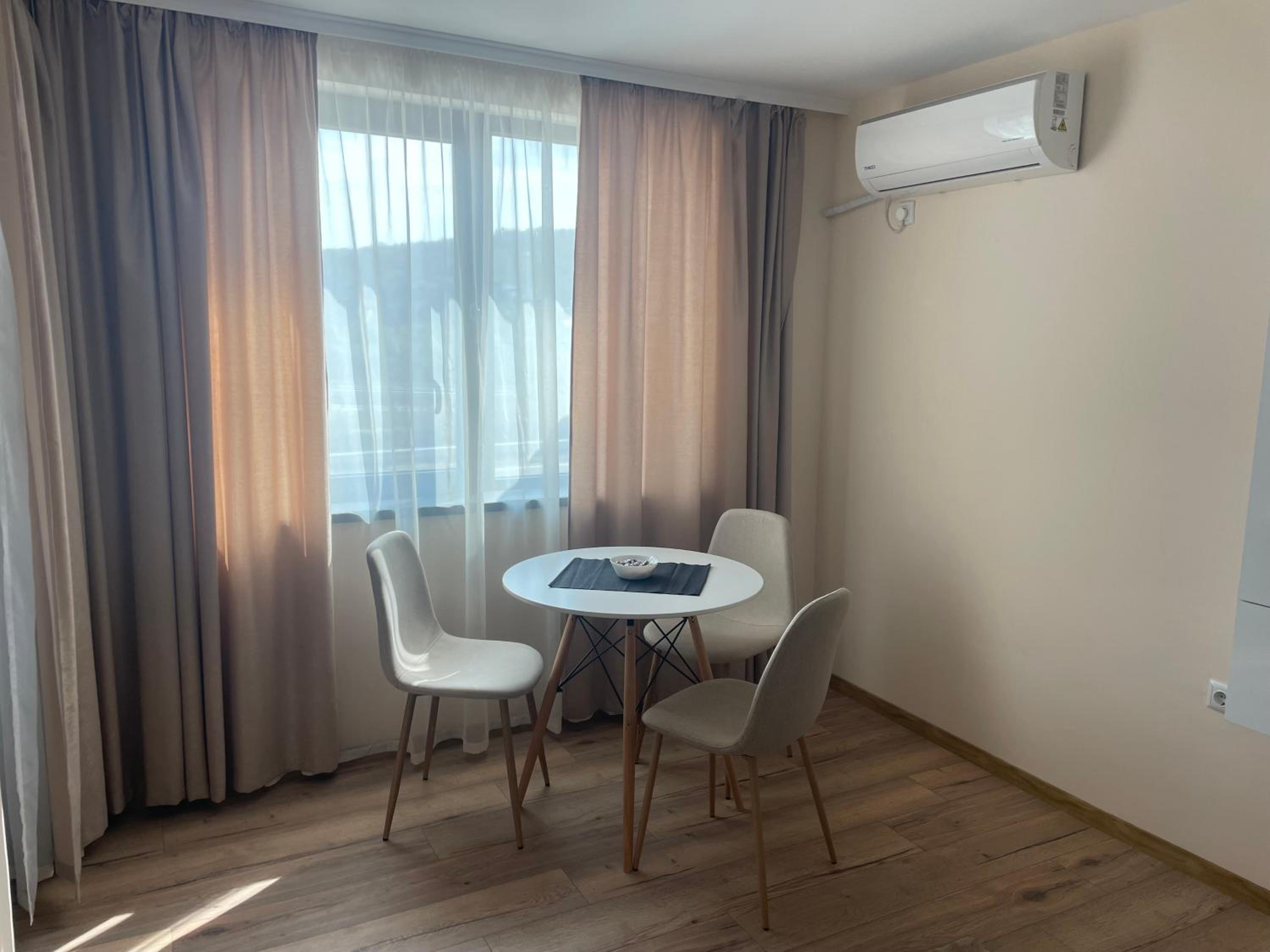 Teddy Apartment