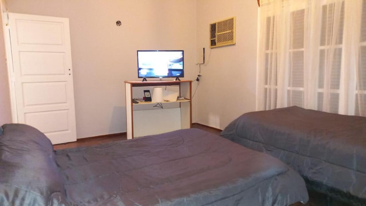 HOSTAL HOUSE REYMON,habitaciones privadas