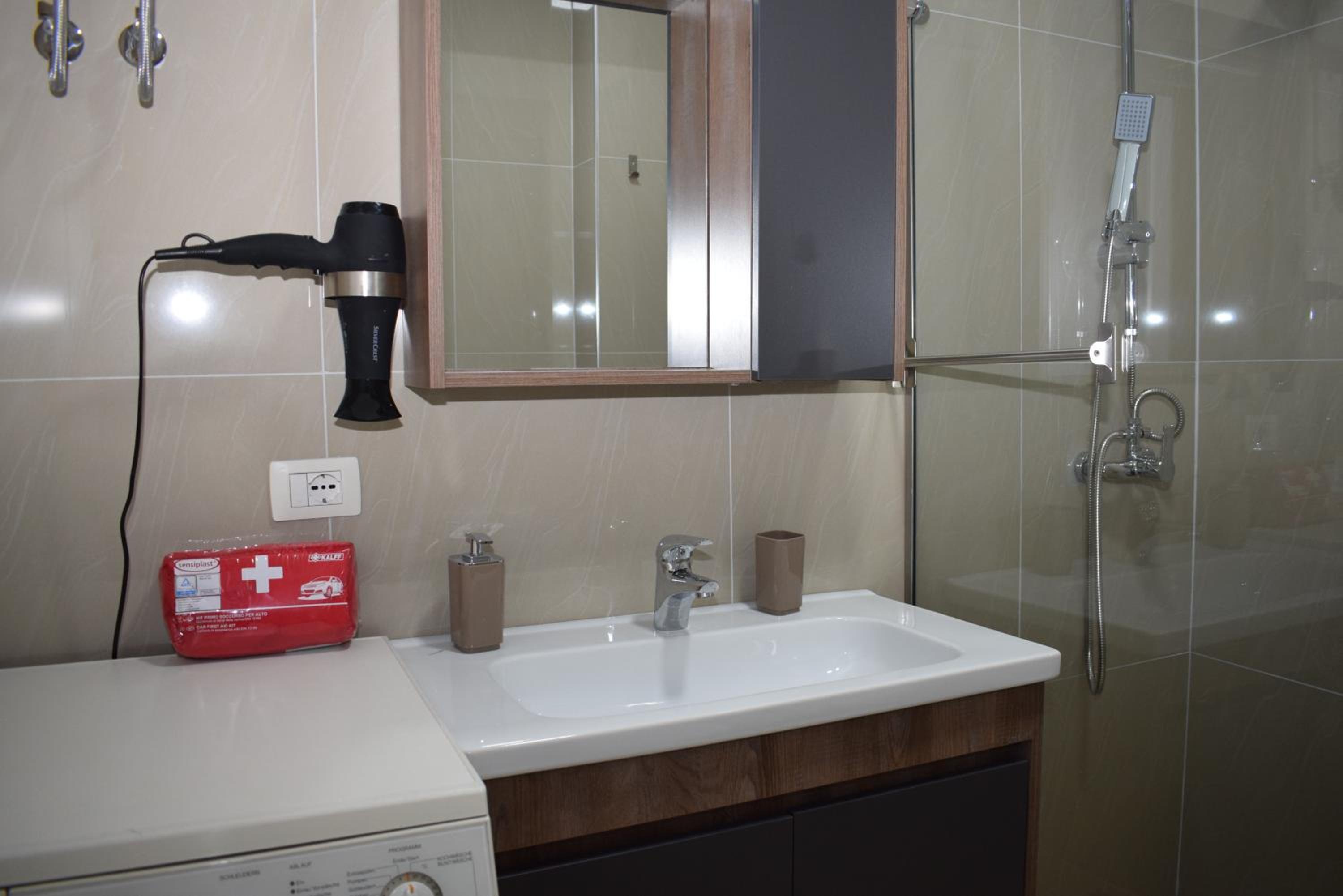 Alb's Apartment 2