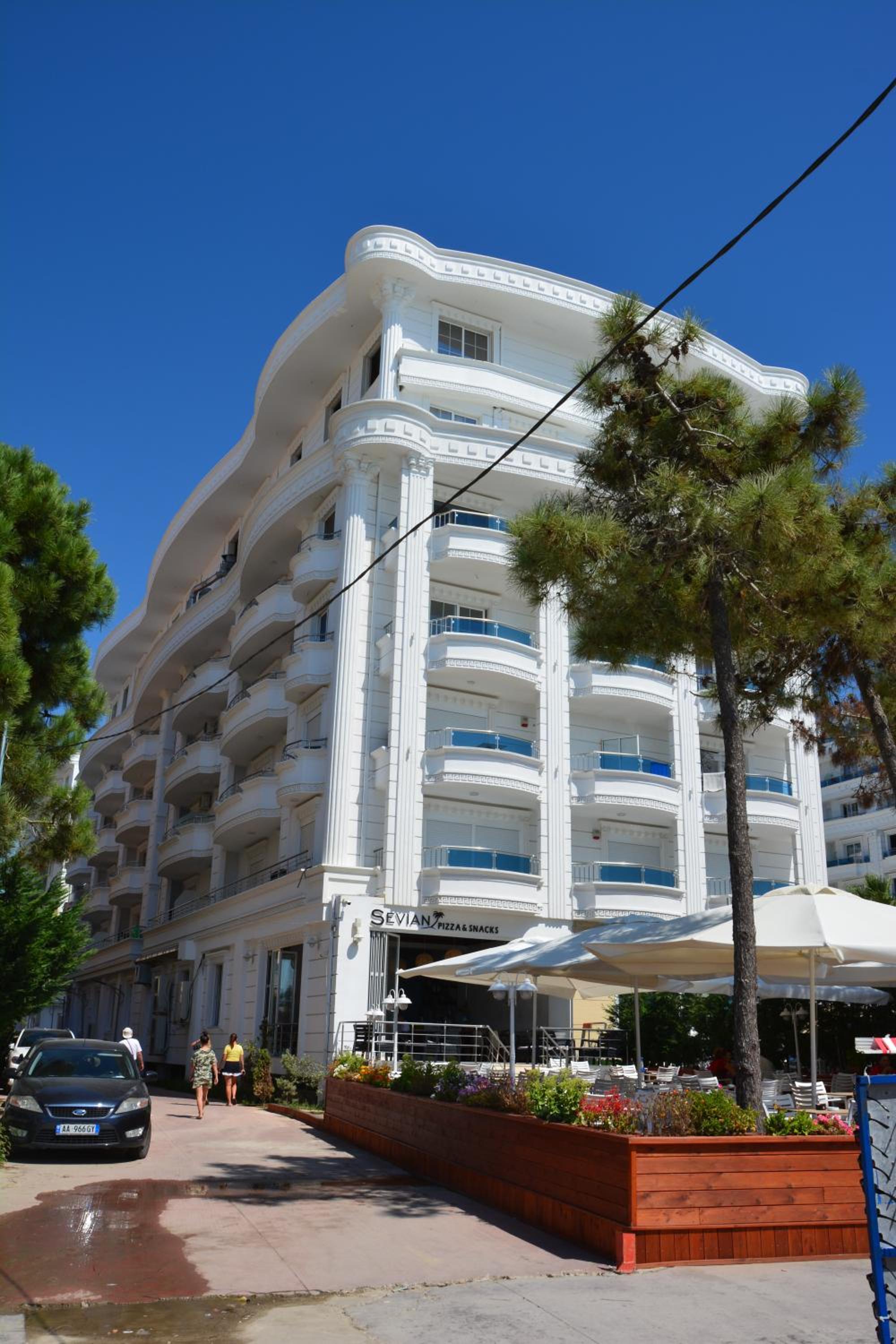 Alb's Apartment 2
