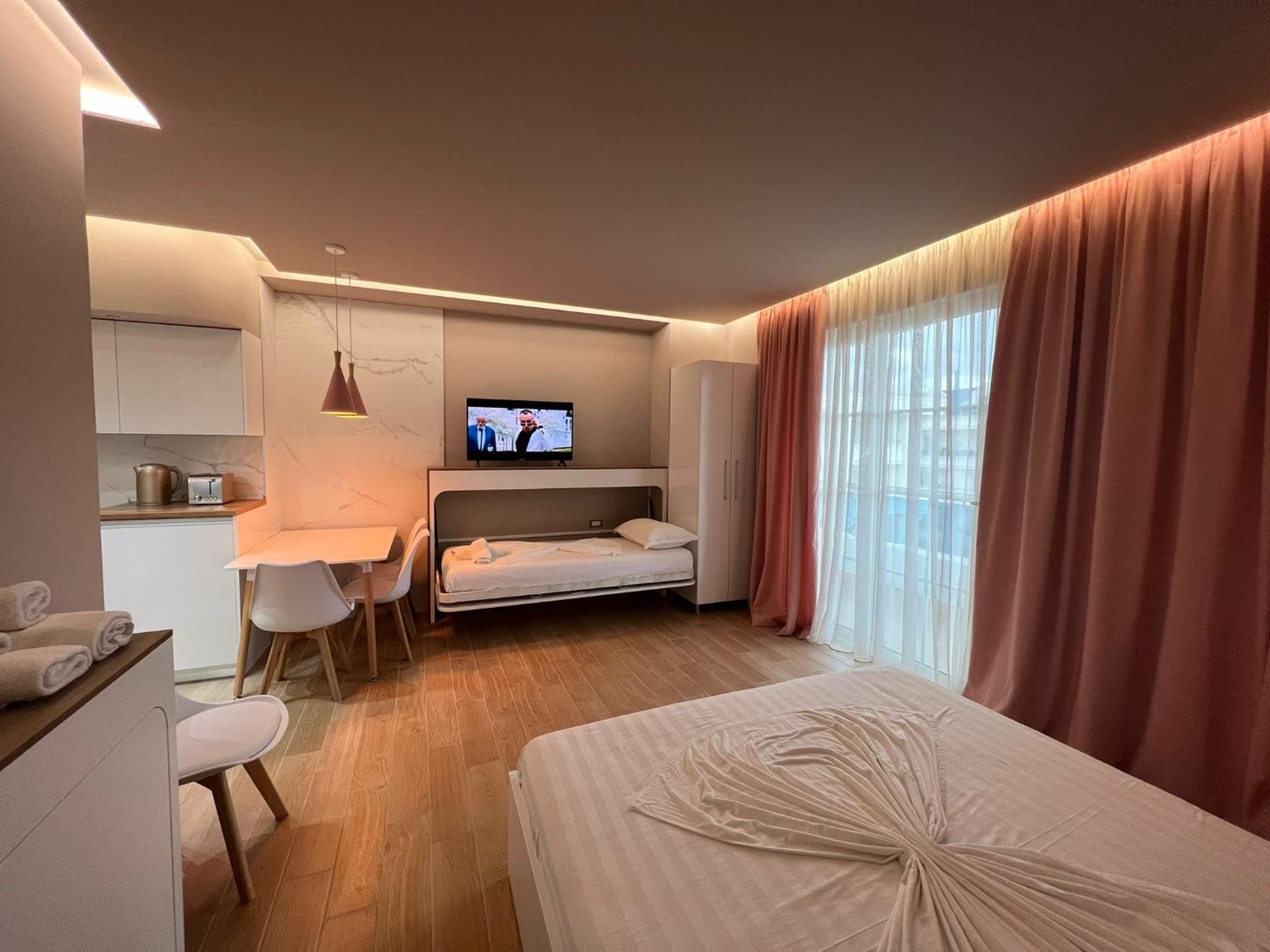 Alb's Apartment 2