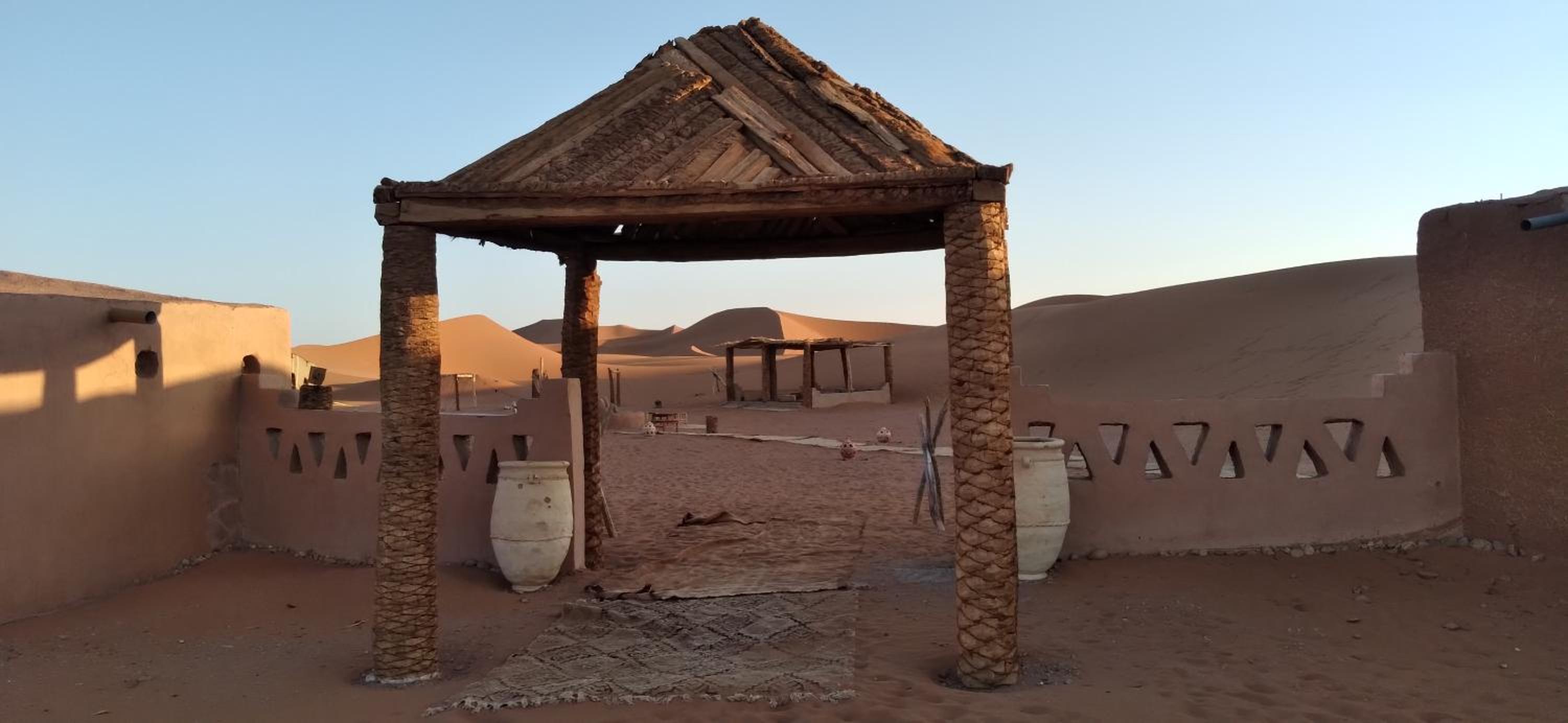 Erg Chigaga Regency Camp