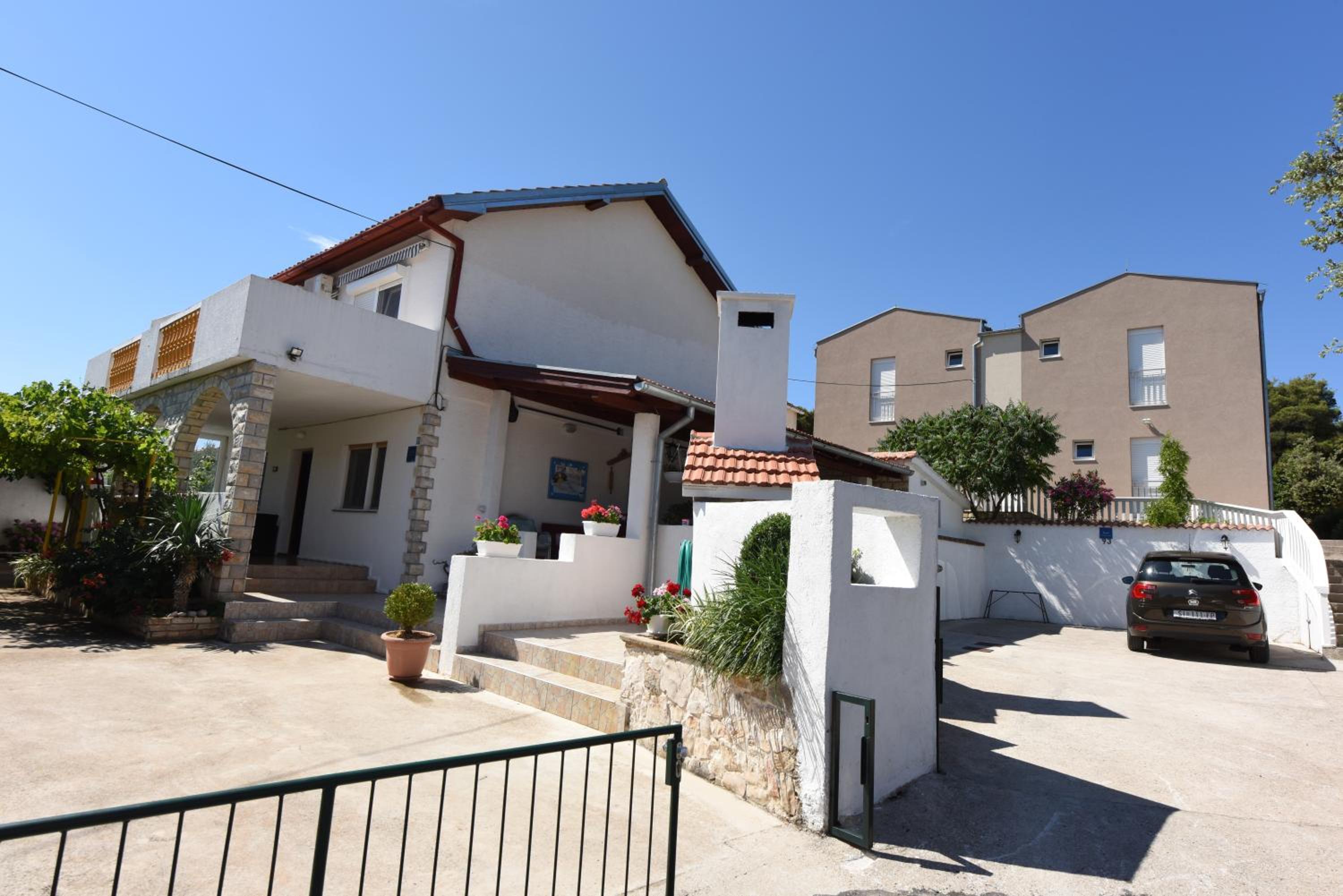 Apartments Mais Tisno view 3