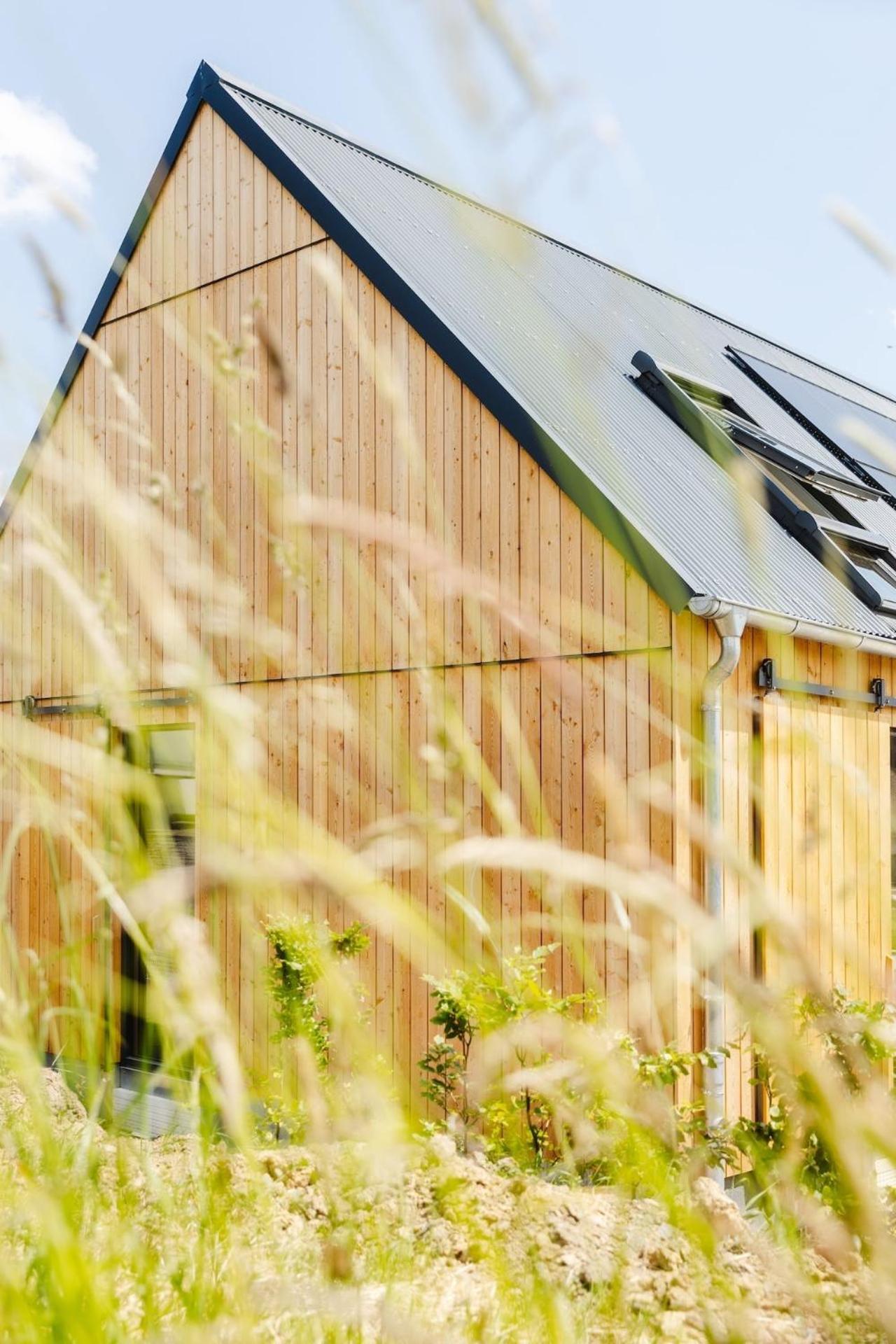 Das Farmhaus - Premium Ferienhaus - Auf den Moselhöhen - Pool, Sauna, Kino, Garten