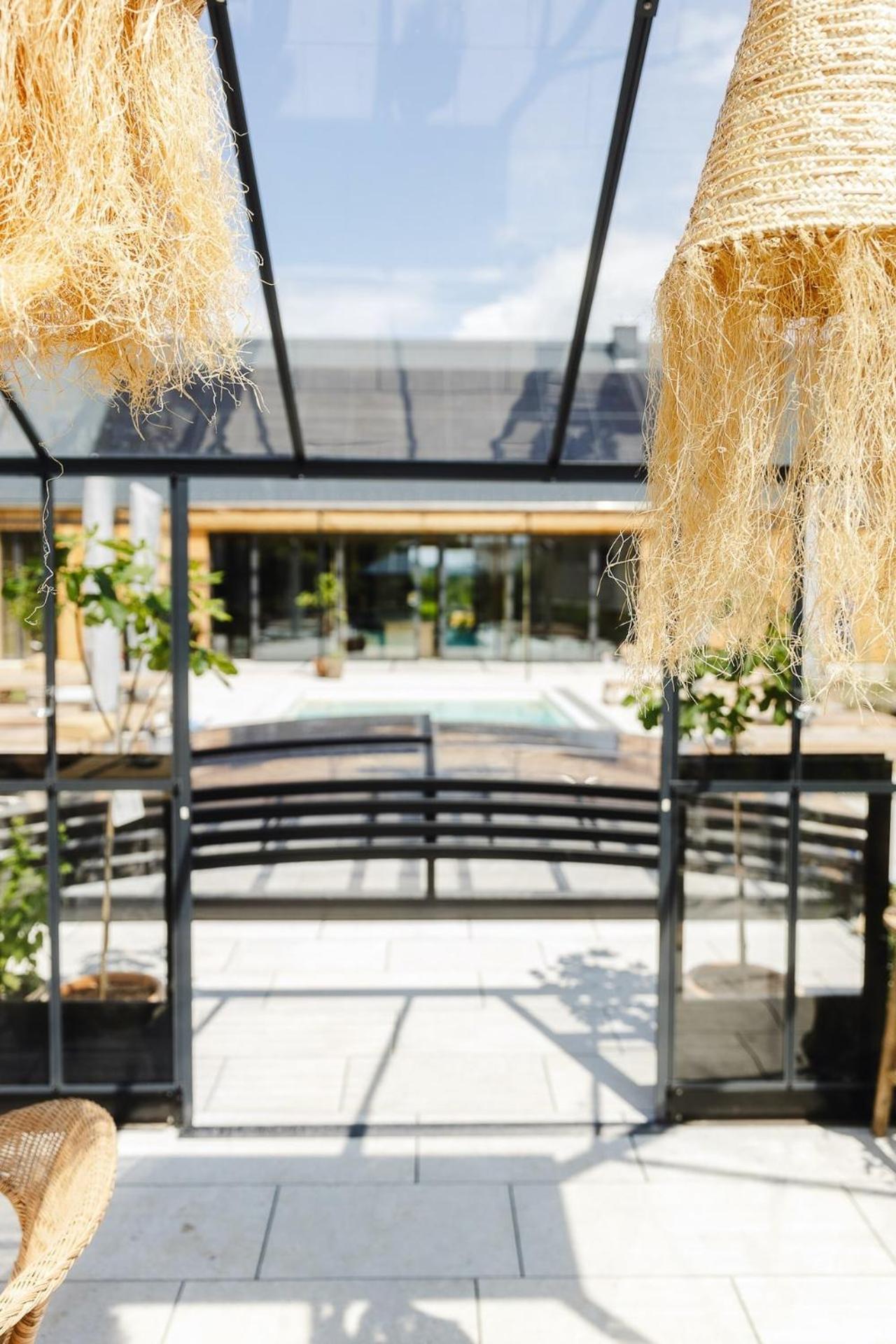 Das Farmhaus - Premium Ferienhaus - Auf den Moselhöhen - Pool, Sauna, Kino, Garten