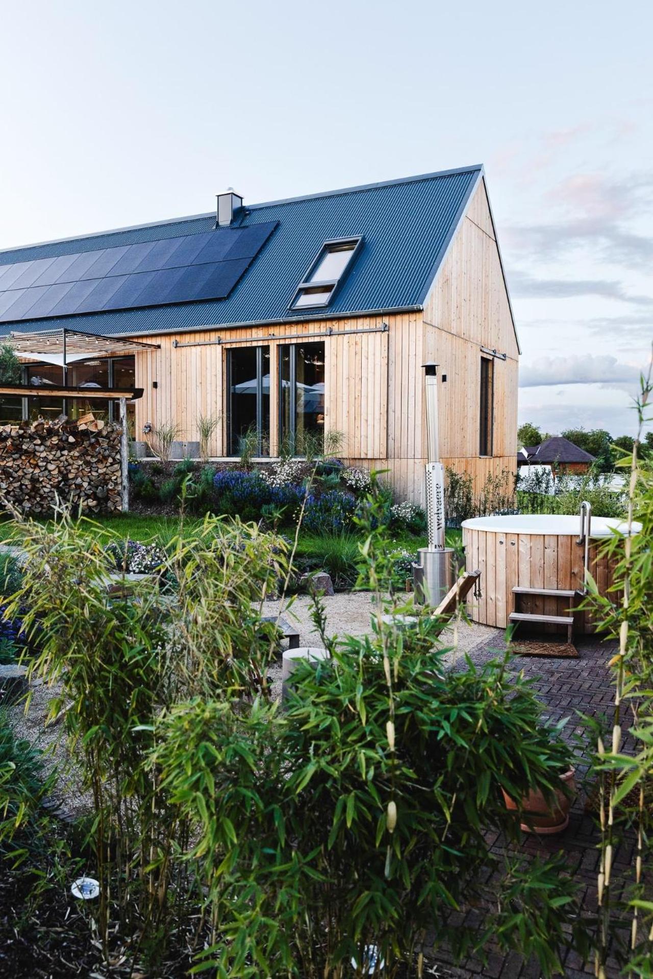 Das Farmhaus - Premium Ferienhaus - Auf den Moselhöhen - Pool, Sauna, Kino, Garten
