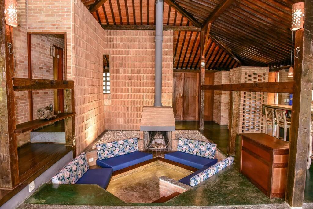 Casa Praia da Feiticeira Condomínio Fechado