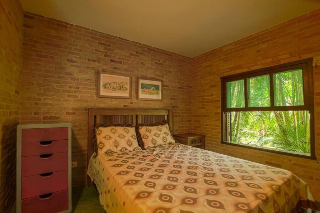 Casa Praia da Feiticeira Condomínio Fechado