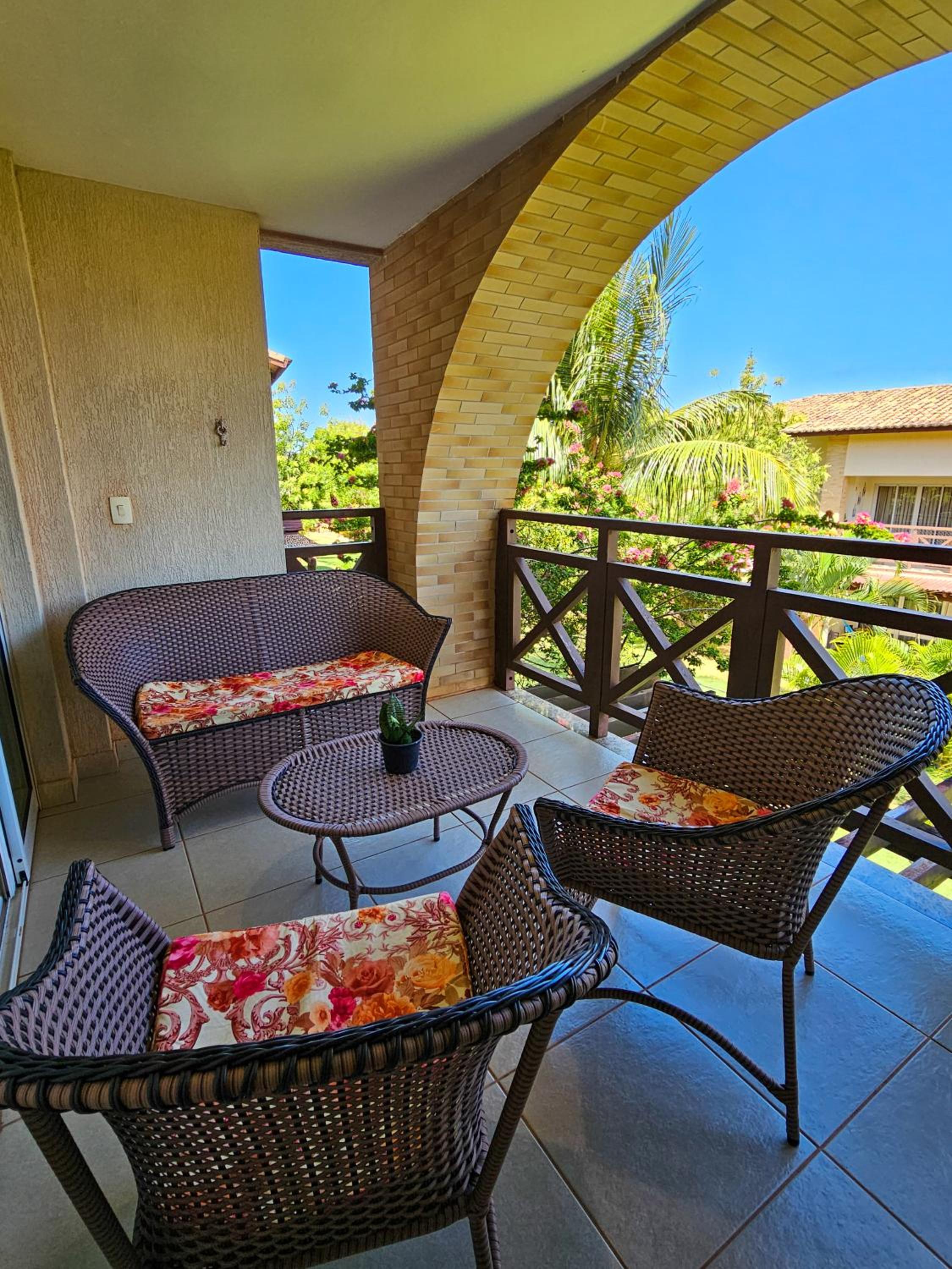Casa Terracota Designer Couple Retreat , Pool , Walk to Pipa Centre