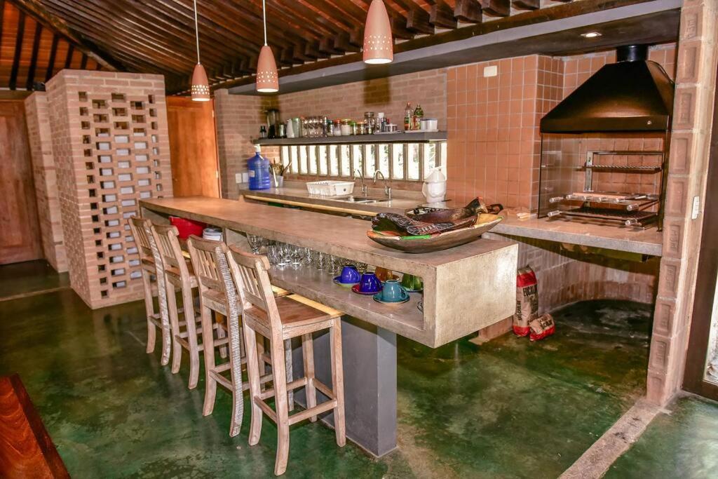 Casa Praia da Feiticeira Condomínio Fechado