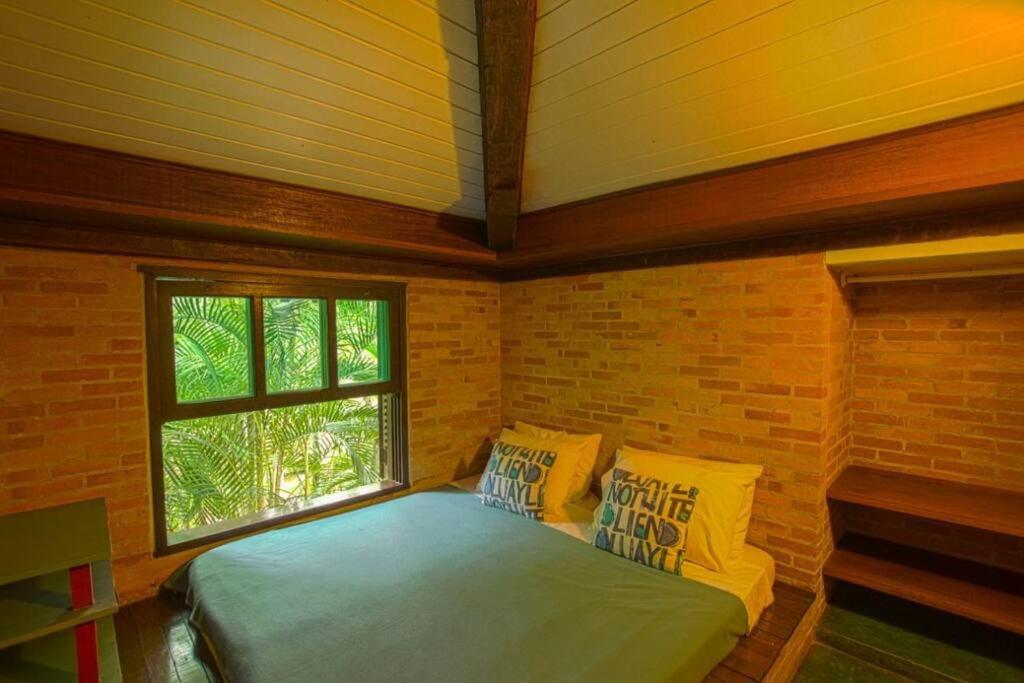 Casa Praia da Feiticeira Condomínio Fechado