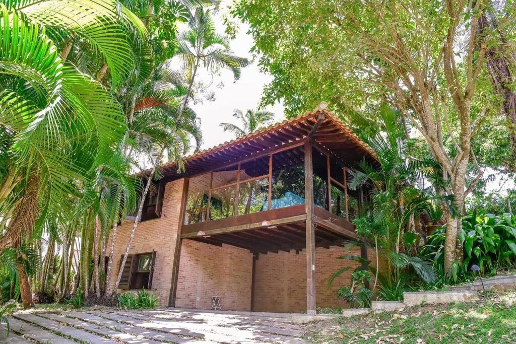 Casa Praia da Feiticeira Condomínio Fechado