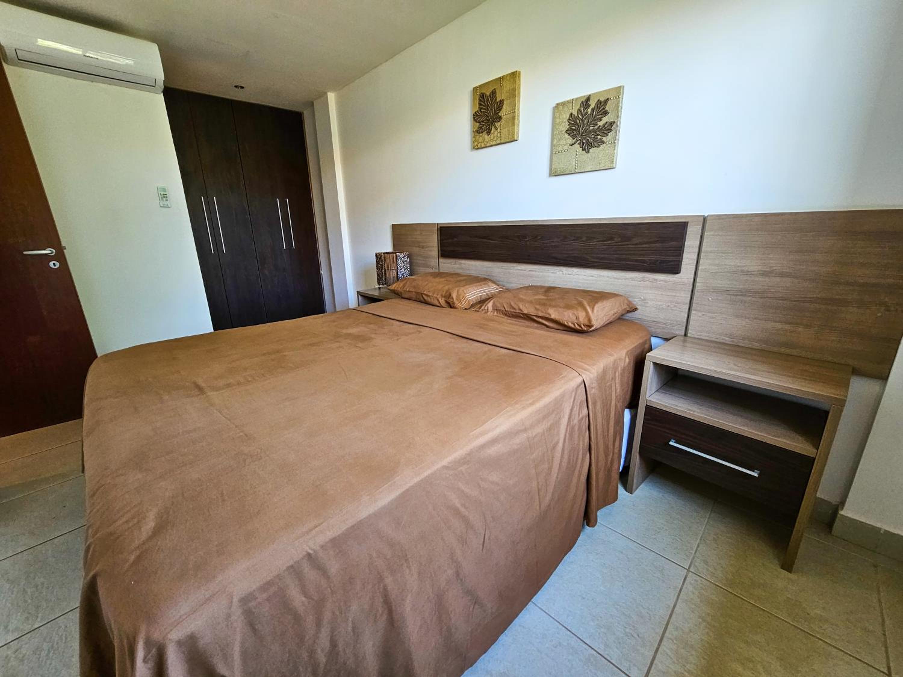 Casa Terracota Designer Couple Retreat , Pool , Walk to Pipa Centre