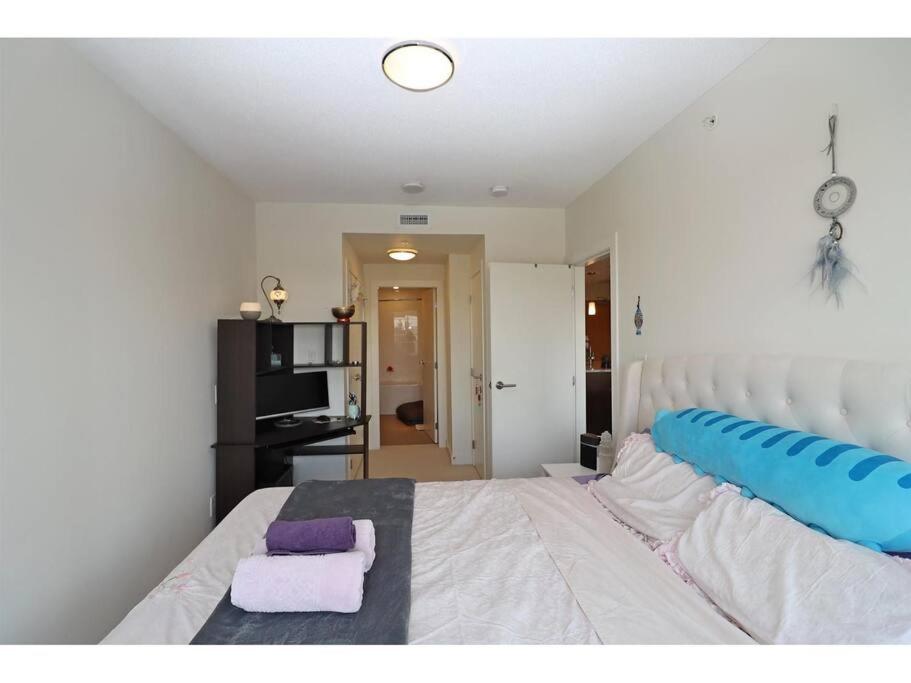Cambie&Elizabeth Park 2BDR/Parki