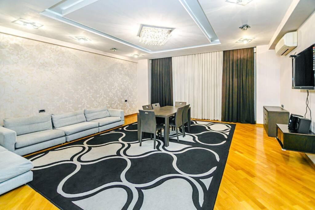Baku Apartment PRMD 85