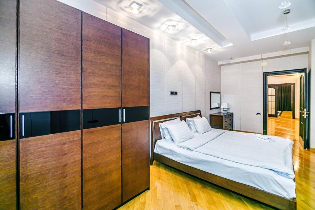 Baku Apartment PRMD 85