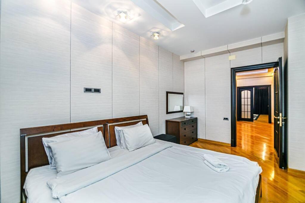 Baku Apartment PRMD 85