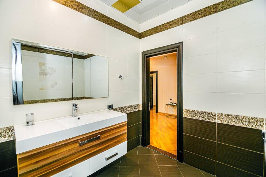 Baku Apartment PRMD 85