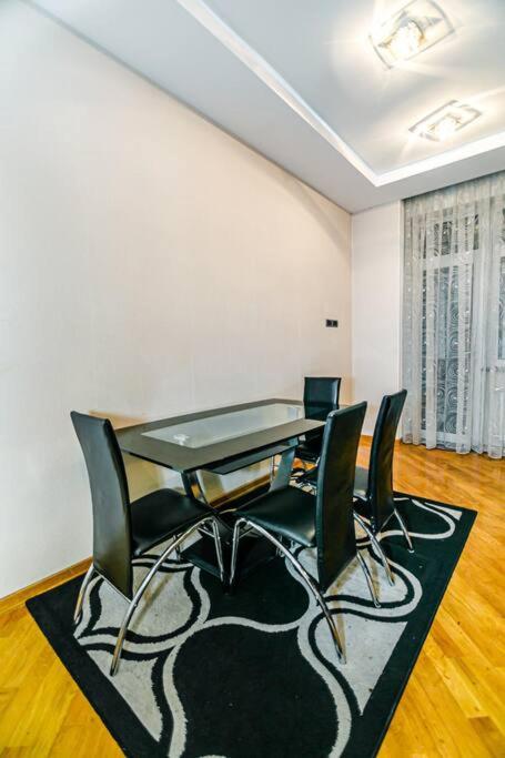 Baku Apartment PRMD 85