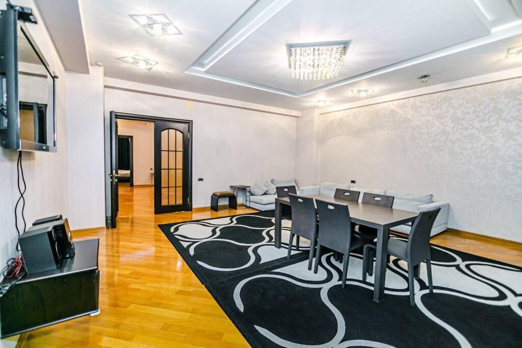 Baku Apartment PRMD 85