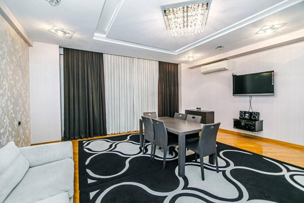 Baku Apartment PRMD 85