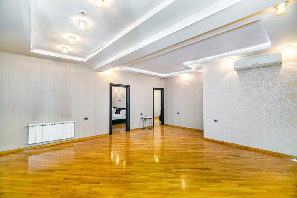 Baku Apartment PRMD 85
