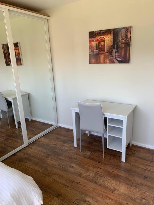 Spacious 2 Bed Elstree Borehamwood Hertfordshire