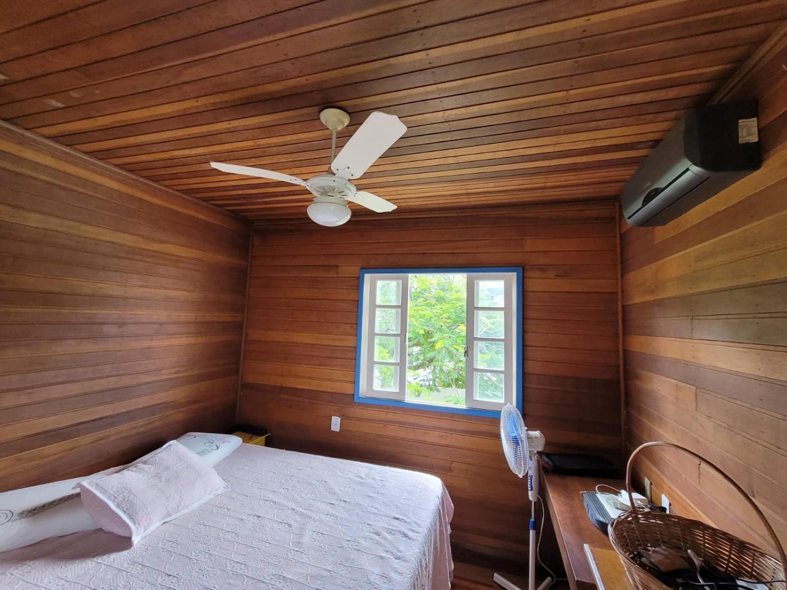 Casa com piscina ingleses 0161