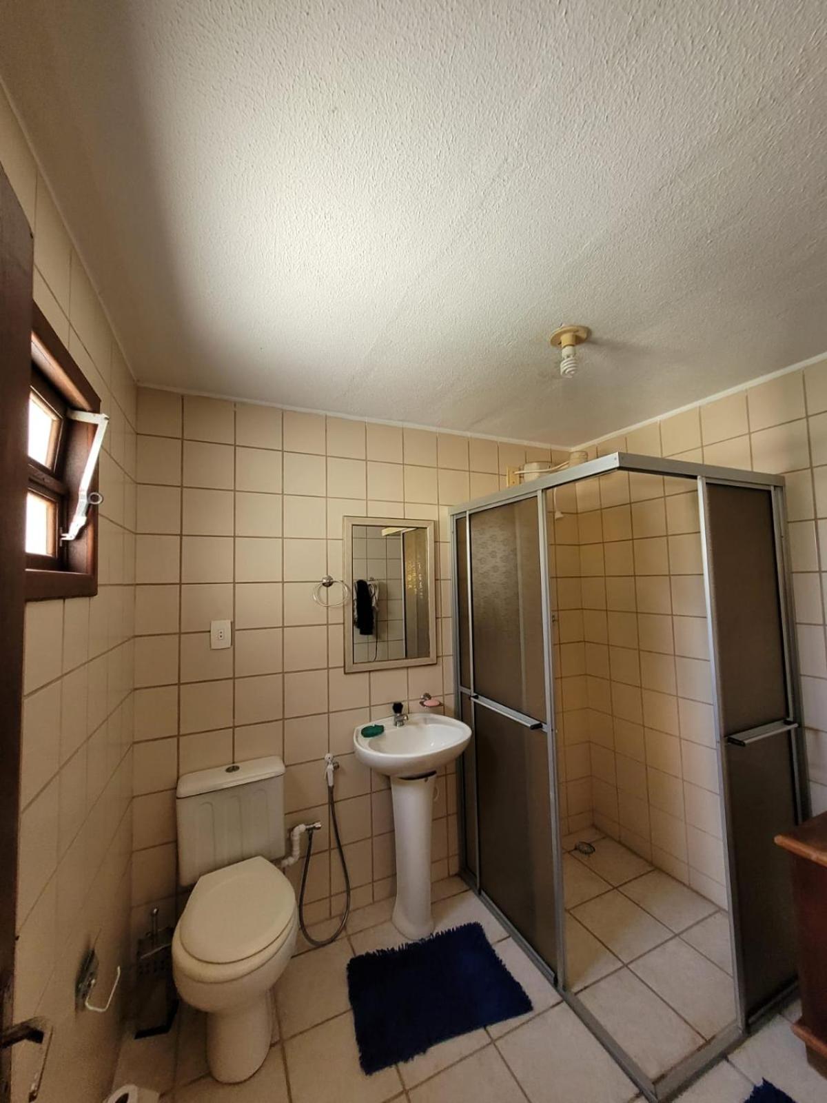 Casa com piscina ingleses 0161