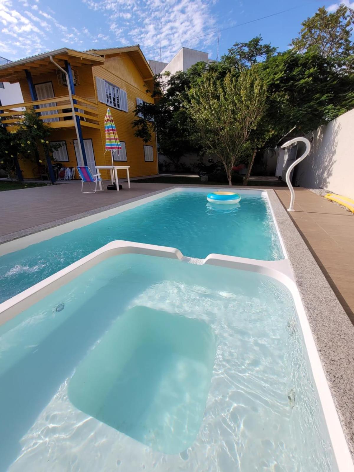 Casa com piscina ingleses 0161