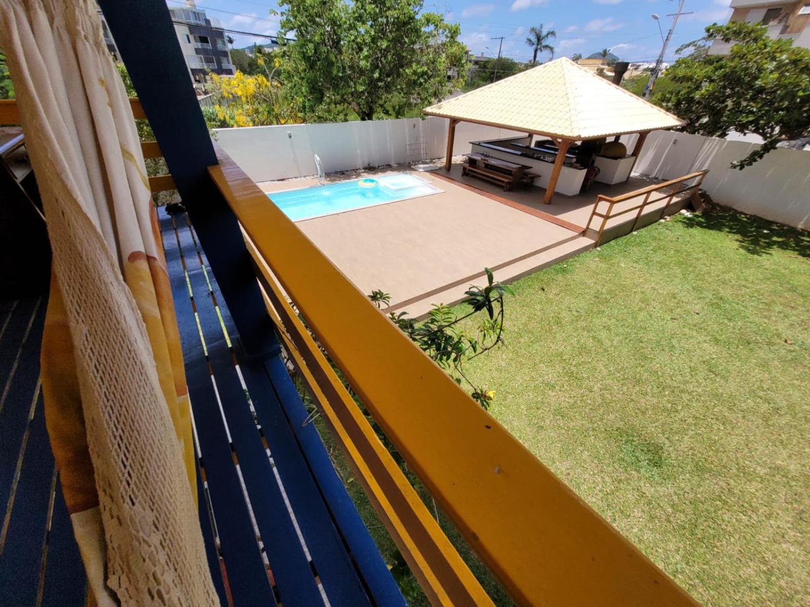 Casa com piscina ingleses 0161