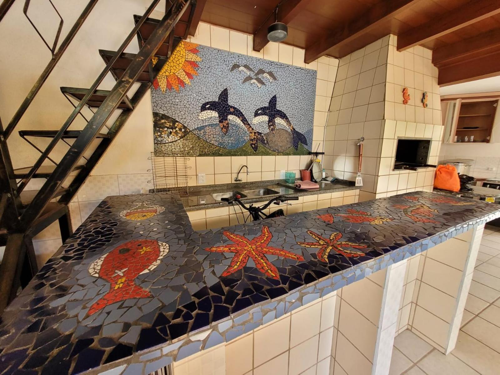 Casa com piscina ingleses 0161