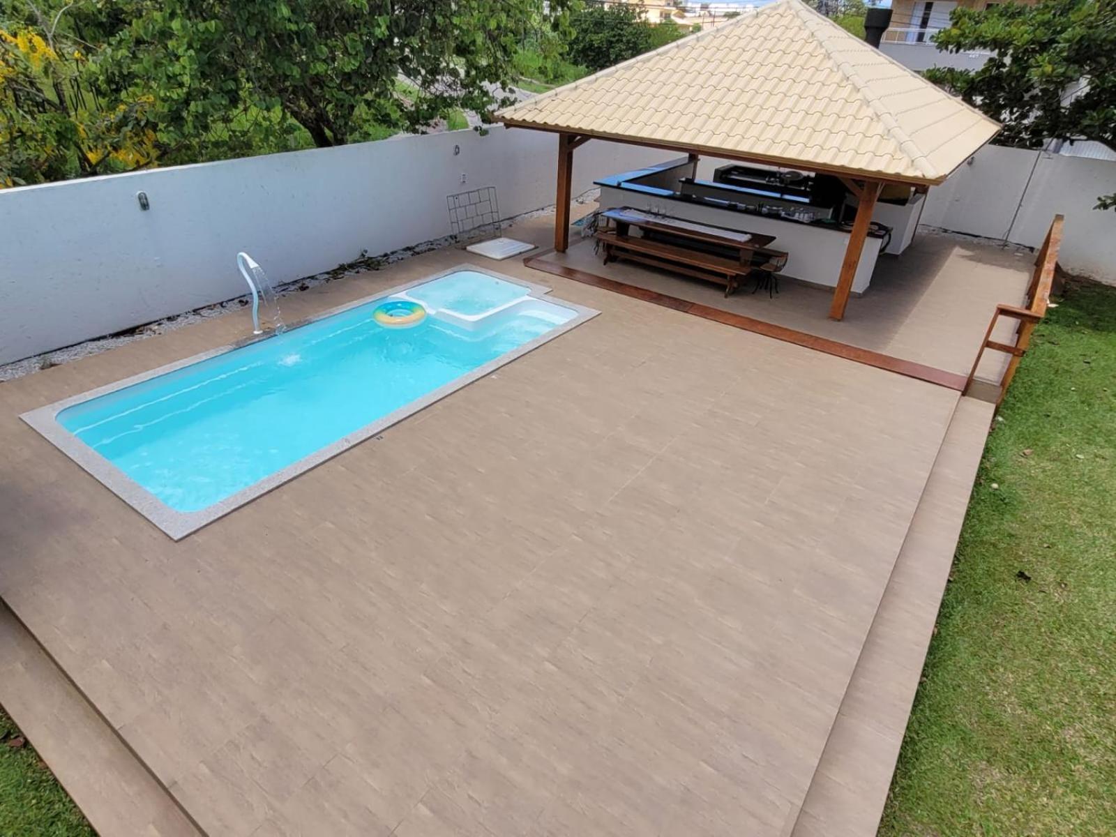 Casa com piscina ingleses 0161