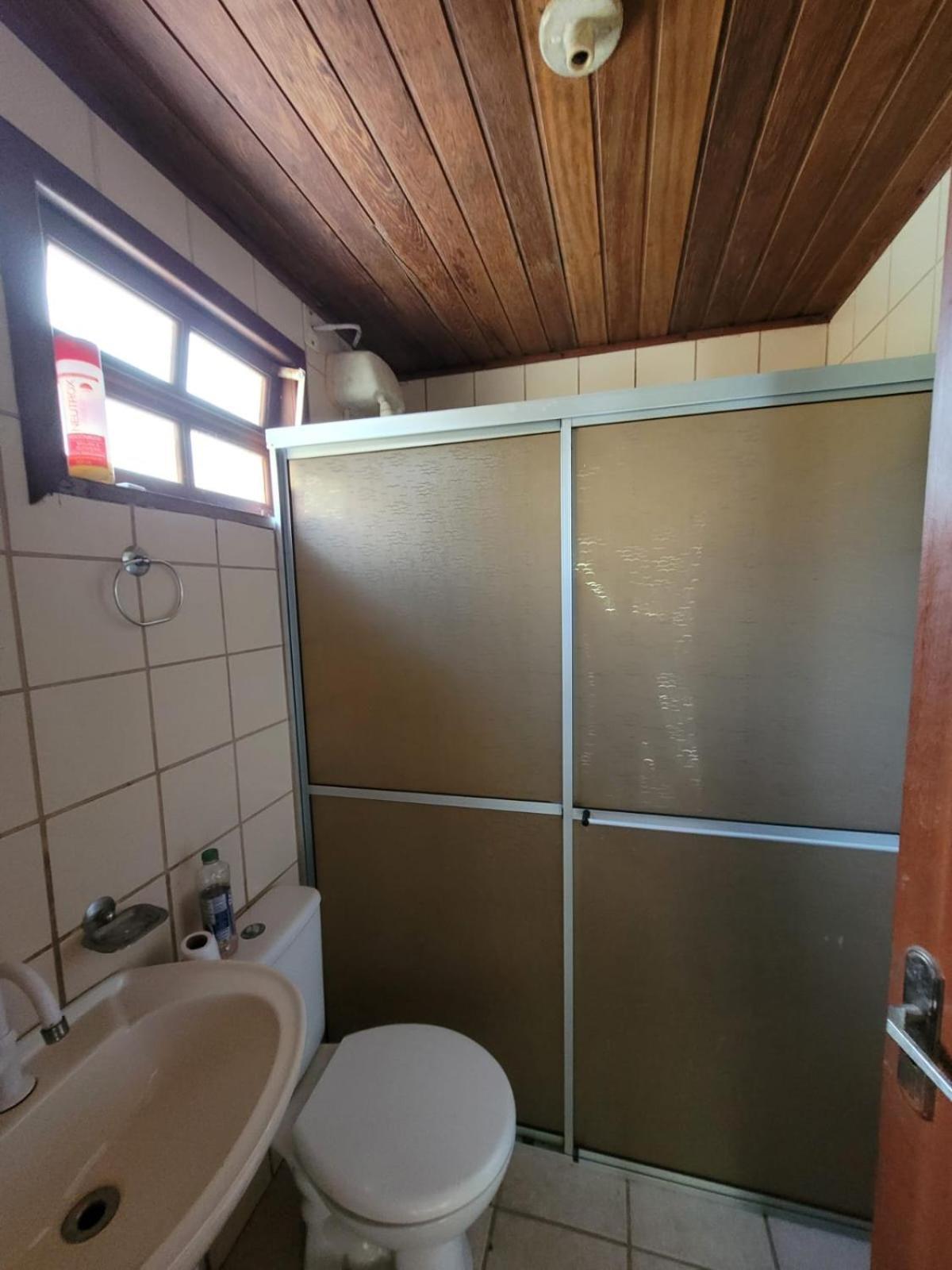 Casa com piscina ingleses 0161