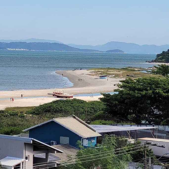 Ape frente praia Ponta das Canas/3min Canasvieiras