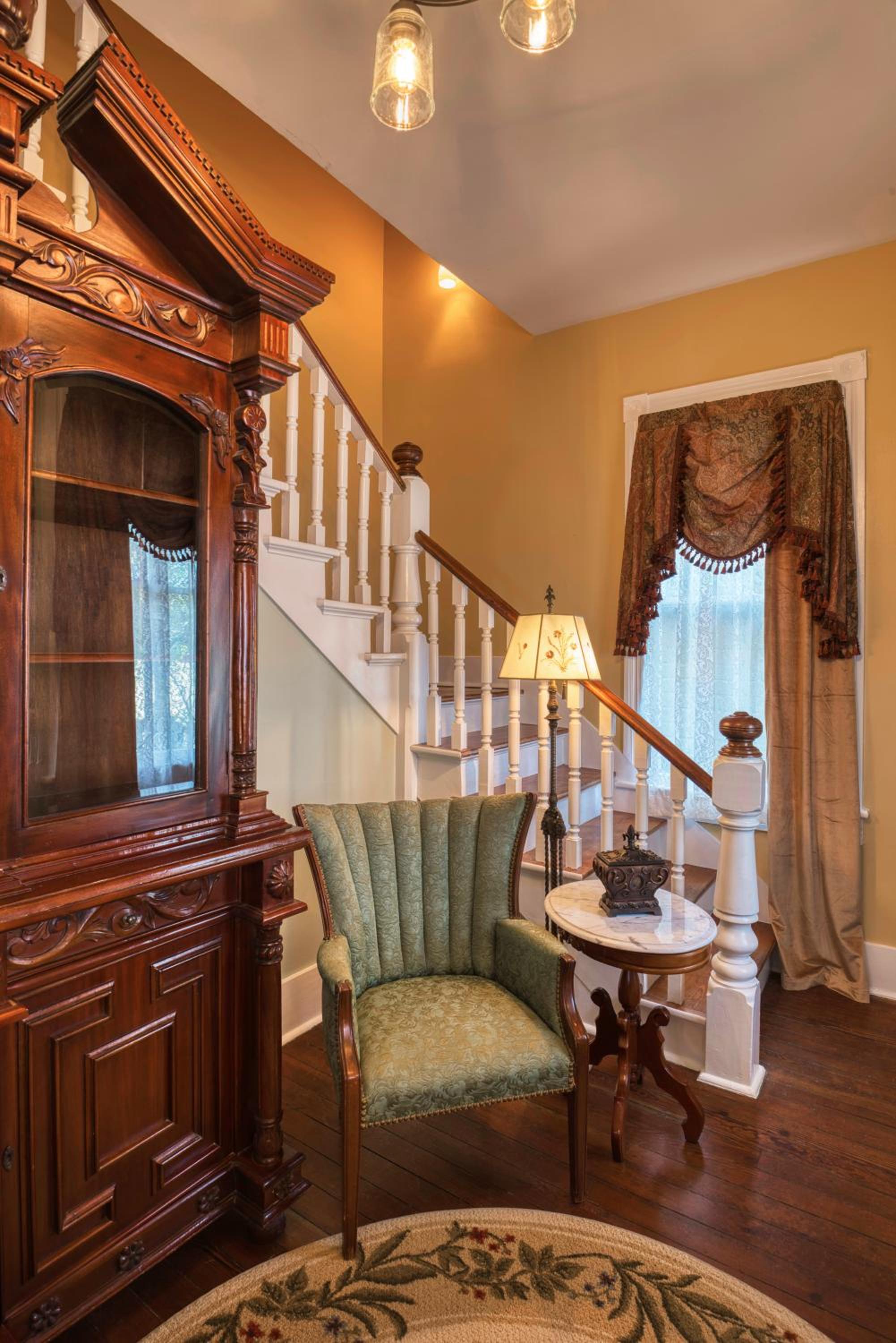 Victorian House Bed and Breakfast
