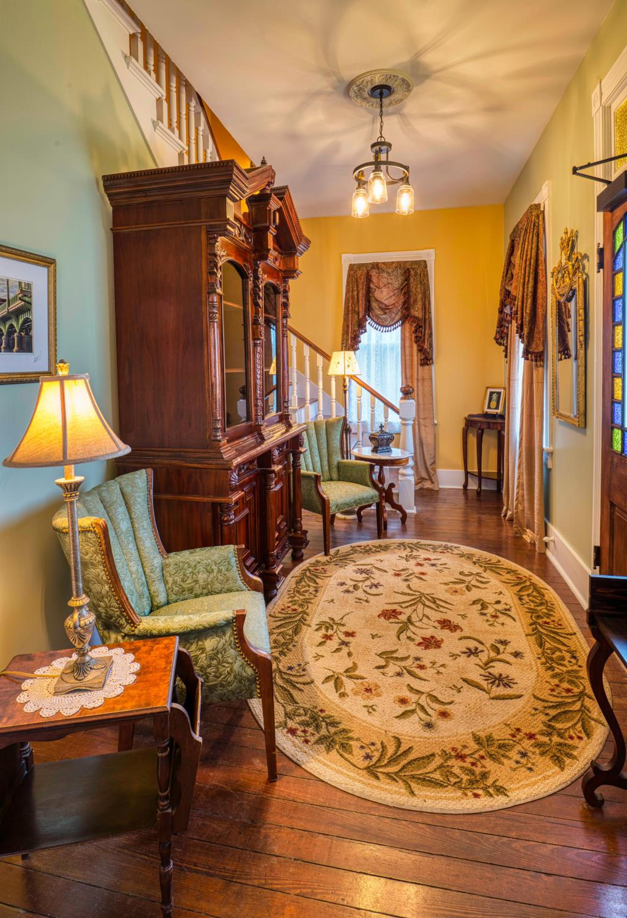 Victorian House Bed and Breakfast