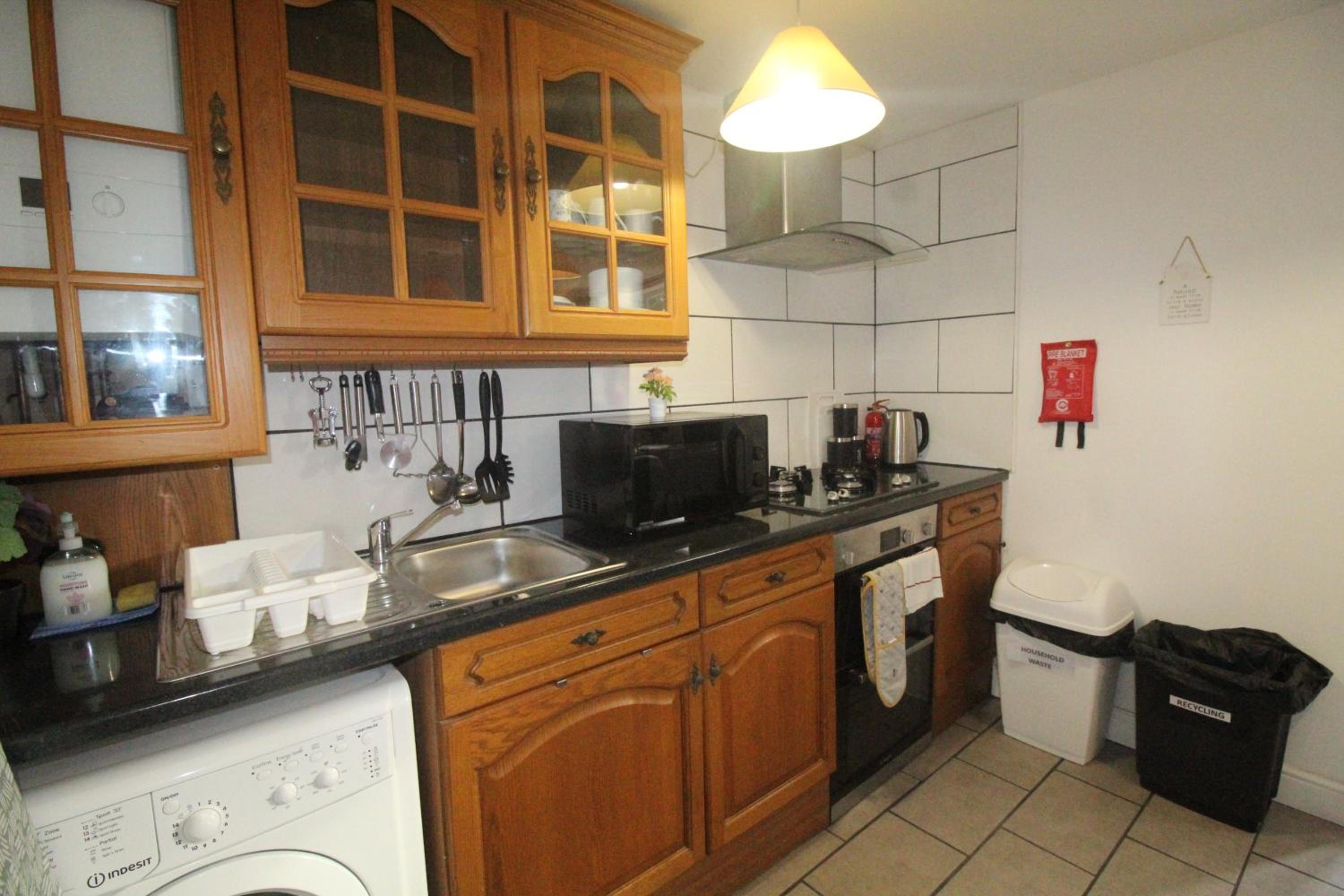 Dinnington House Dinnington by Smart Corporate Stays view 5