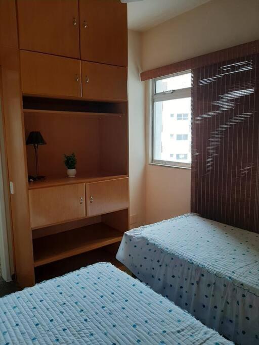 Guarapari. ES. Alugo excelente apartamento a 100 m do mar.