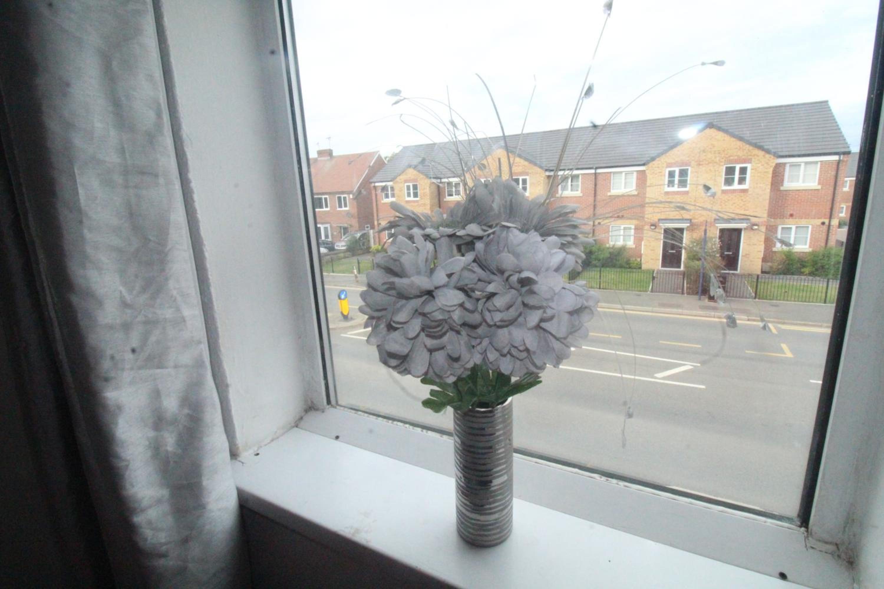 Photo 34