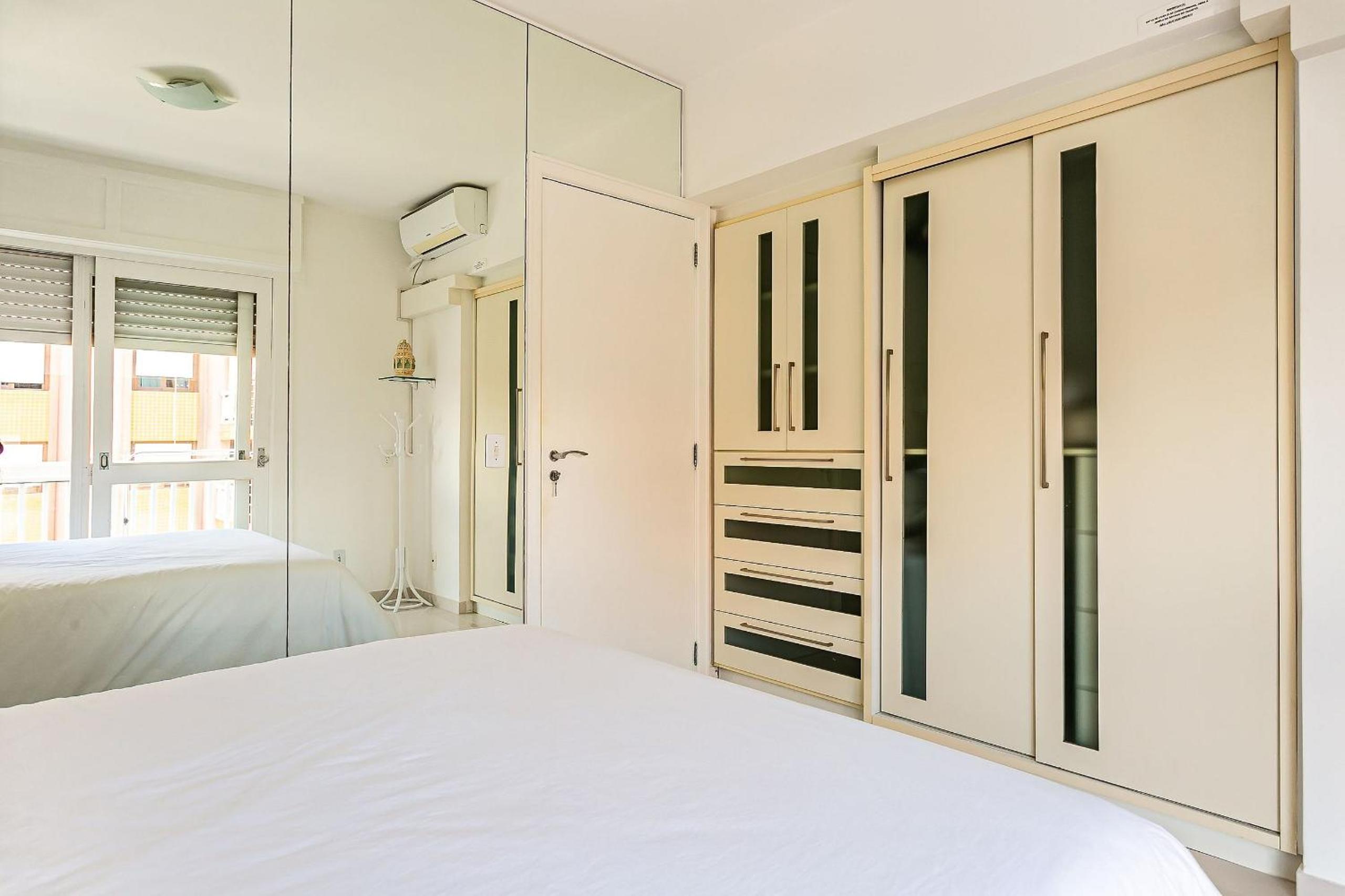 Apt in Open Shopping 600m from the beach - IBI307 view 5